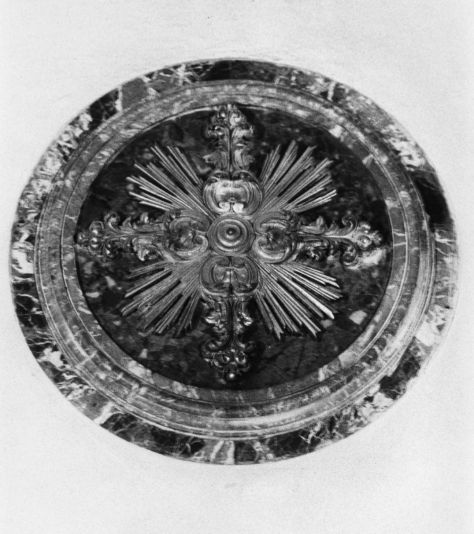 rosone - ambito romano (sec. XVIII)